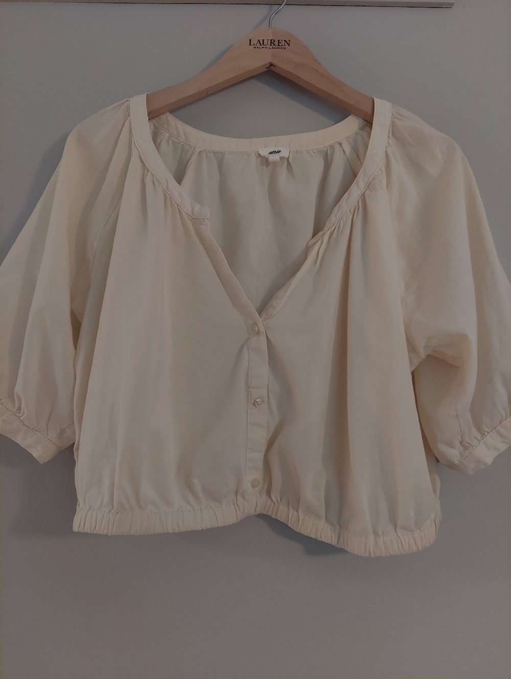 Aerie Women's Cream 1/2 Sleeve Crop Top Blouse Shirt Sz L Bubble Sleeve Light